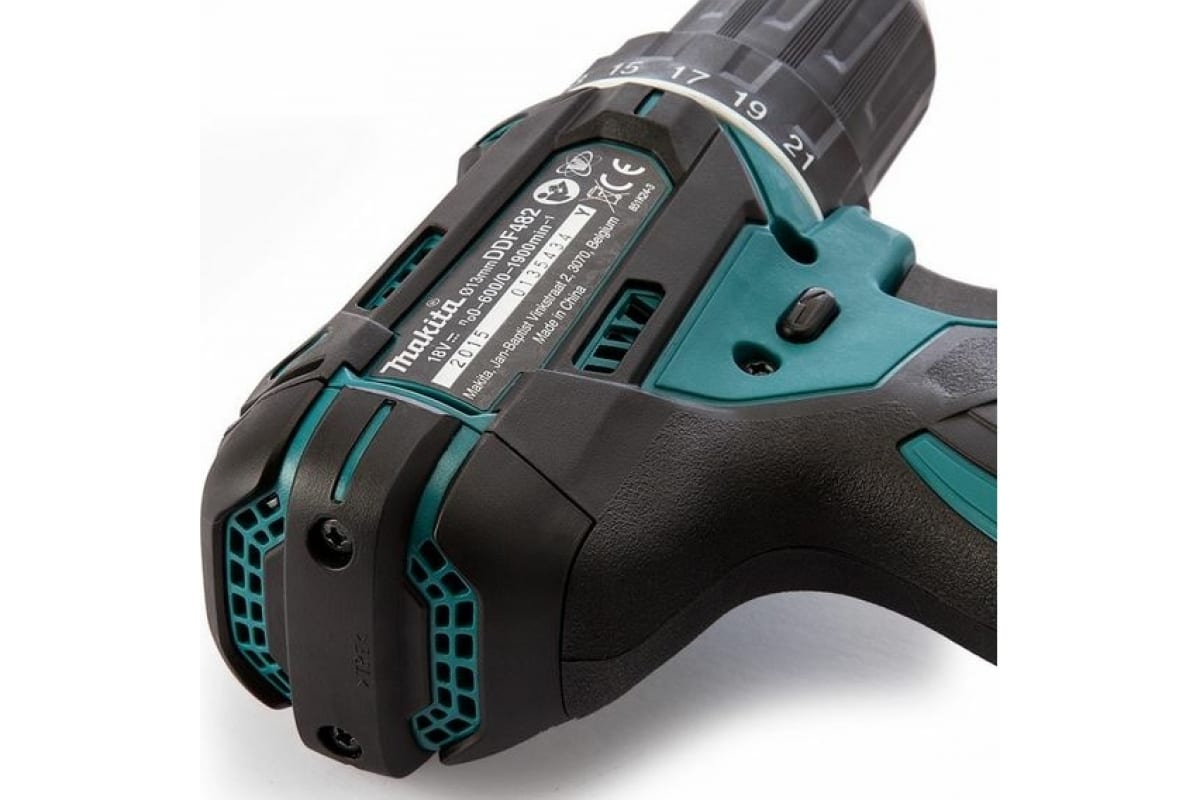 Аккумуляторная дрель-шуруповерт Makita DDF482RME