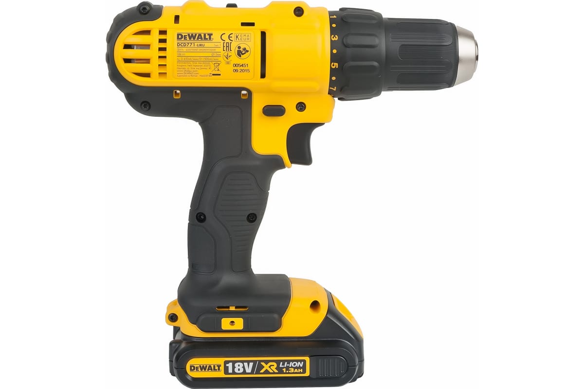 Аккумуляторная дрель-шуруповерт DeWalt DCD 771 C2