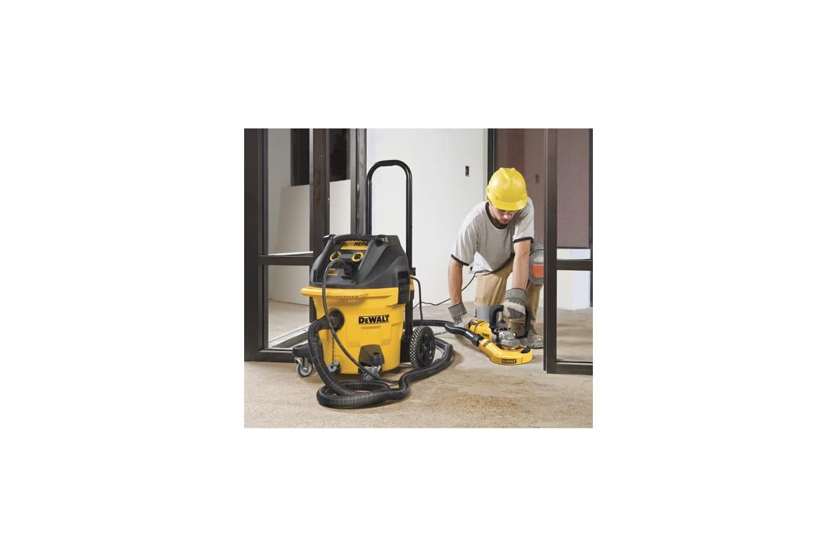 Угловая шлифмашина DeWalt DWE 4579R