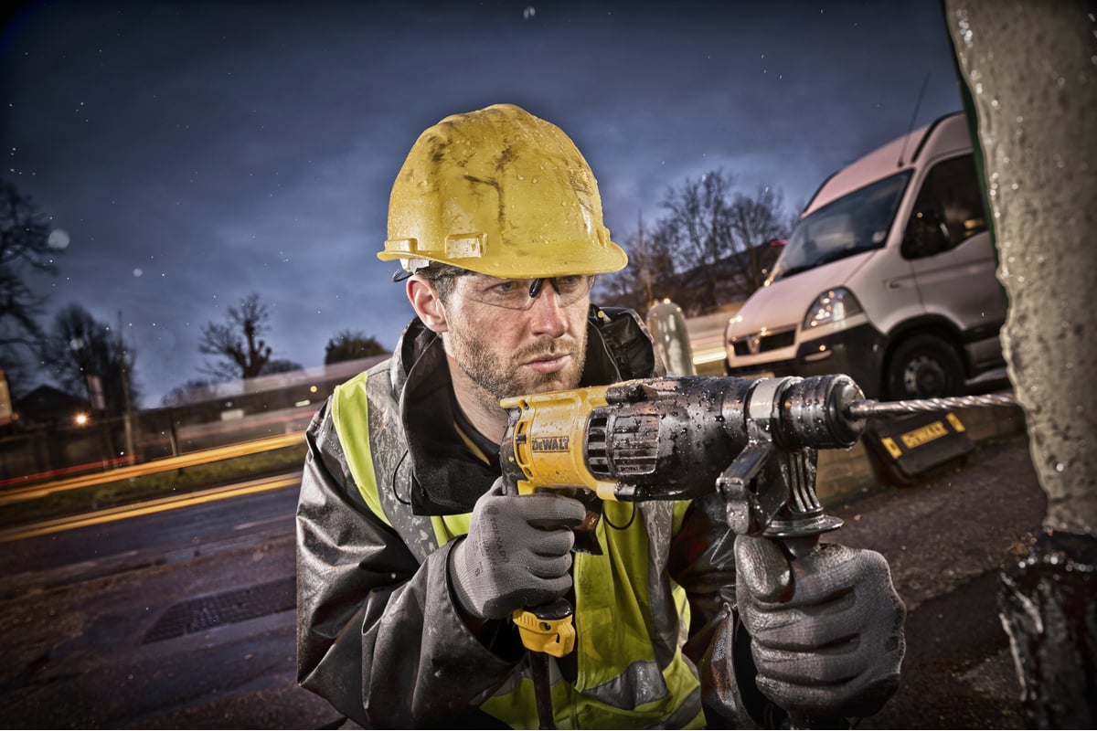 Перфоратор DeWalt D25133KW