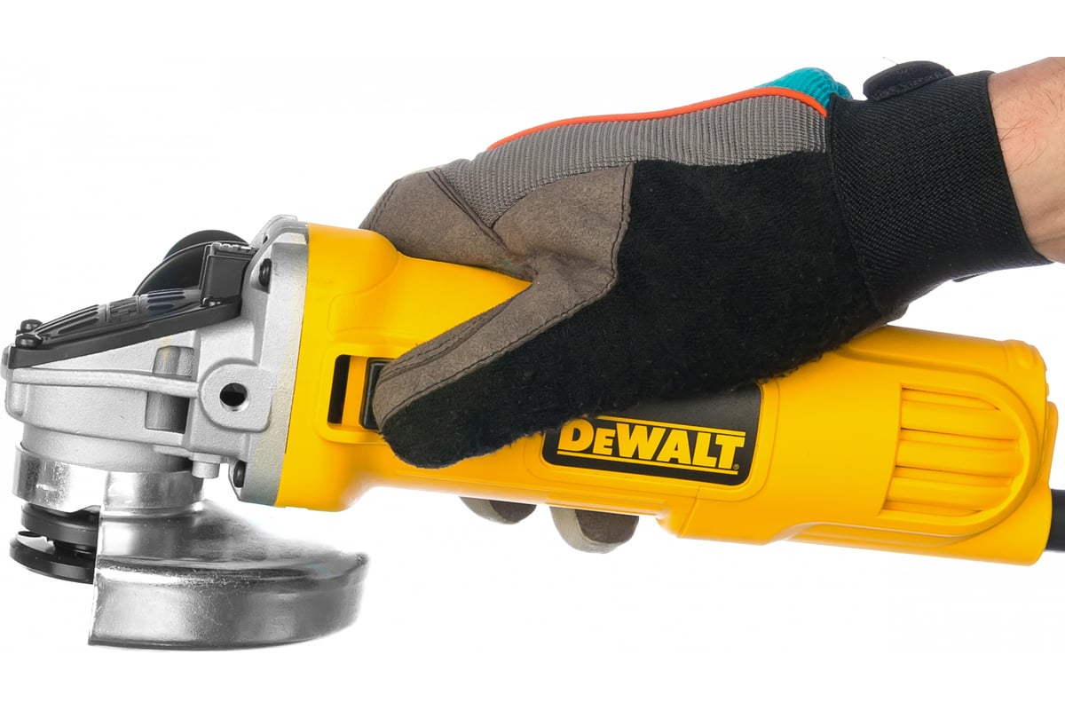 Угловая шлифмашина DeWalt DWE8110S