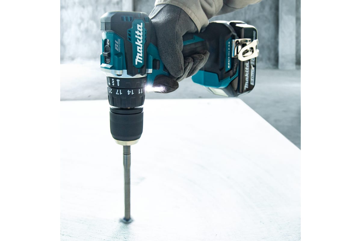 Аккумуляторная ударная дрель-шуруповерт Makita DHP487Z