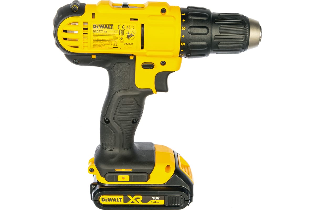 Аккумуляторная дрель-шуруповерт DeWalt DCD 771 C2