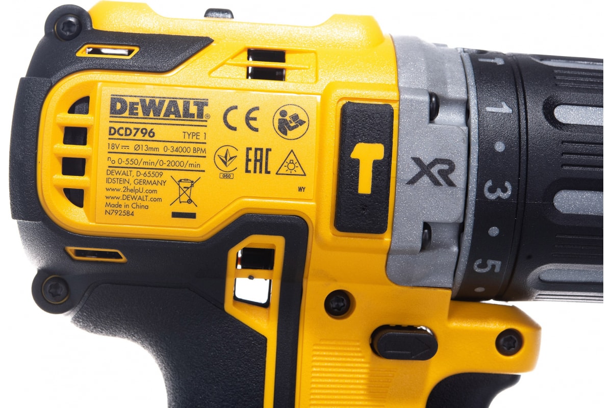 Ударная дрель-шуруповерт DeWalt DCD796NT