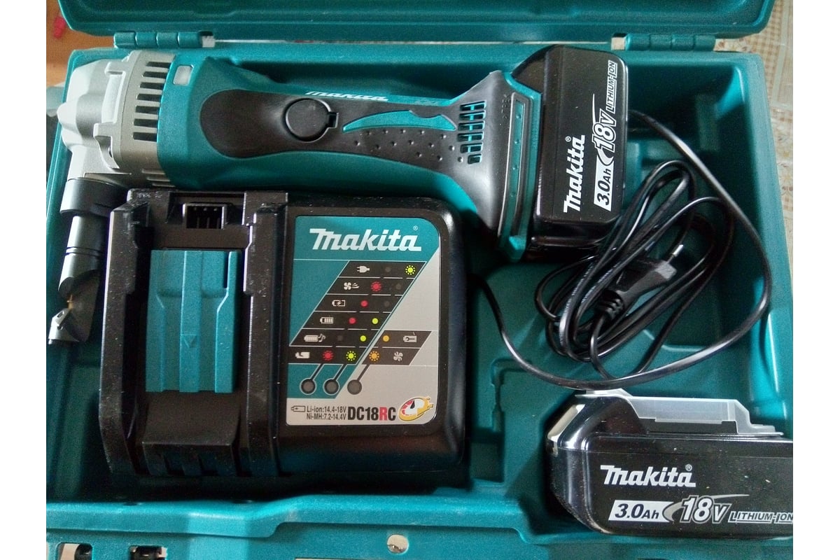 Ножницы по металлу Makita LXT DJN161RFE