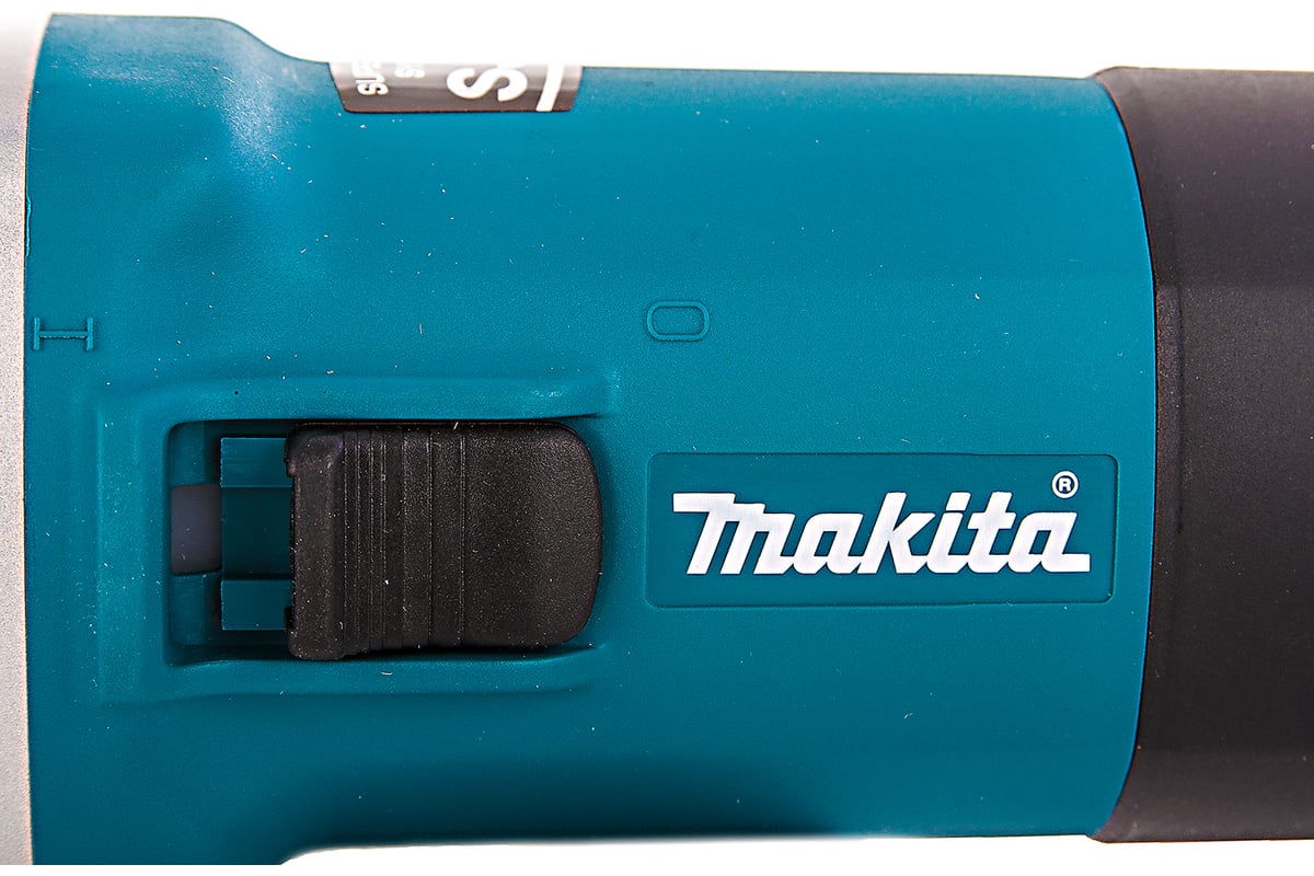 Прямая шлифмашина Makita GD 0810 C