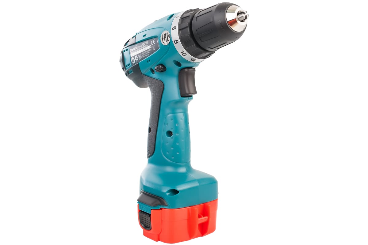 Аккумуляторная дрель-шуруповерт Makita 6271DWAE