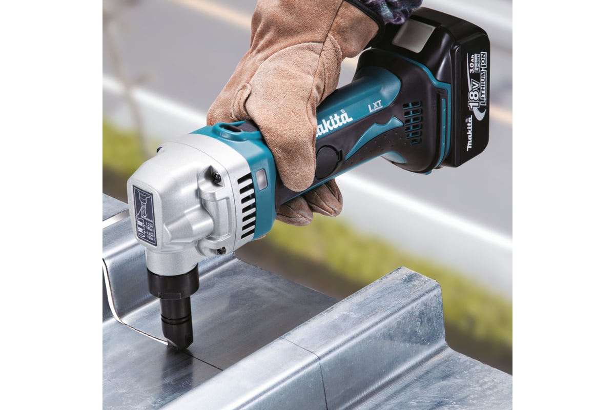 Ножницы по металлу Makita LXT DJN161Z