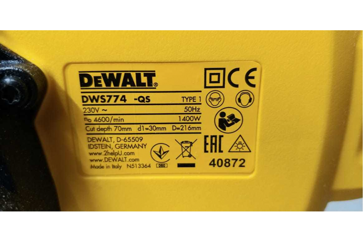 Торцовочная пила DeWalt DWS774