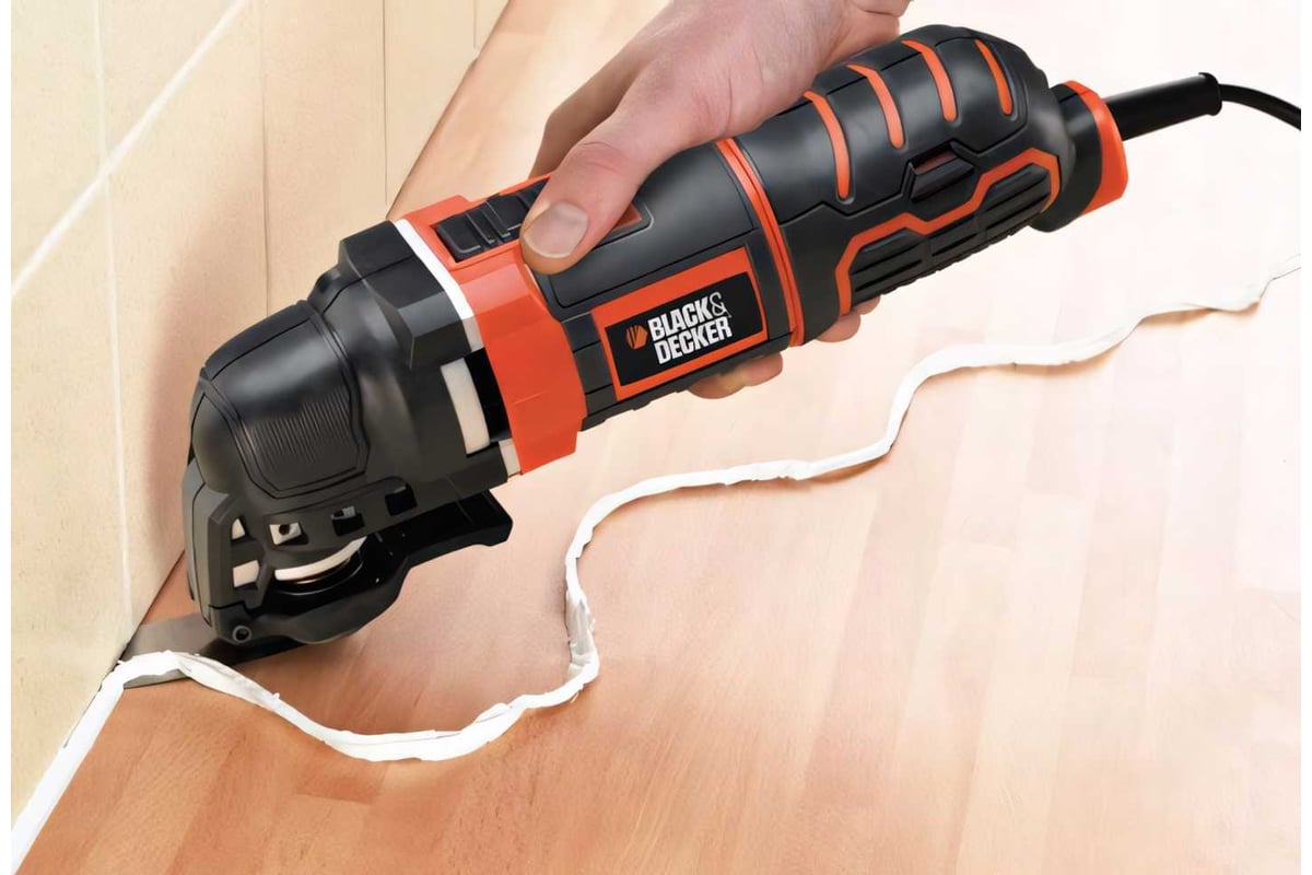 Многофункциональный инструмент Black&Decker MT 300 KA