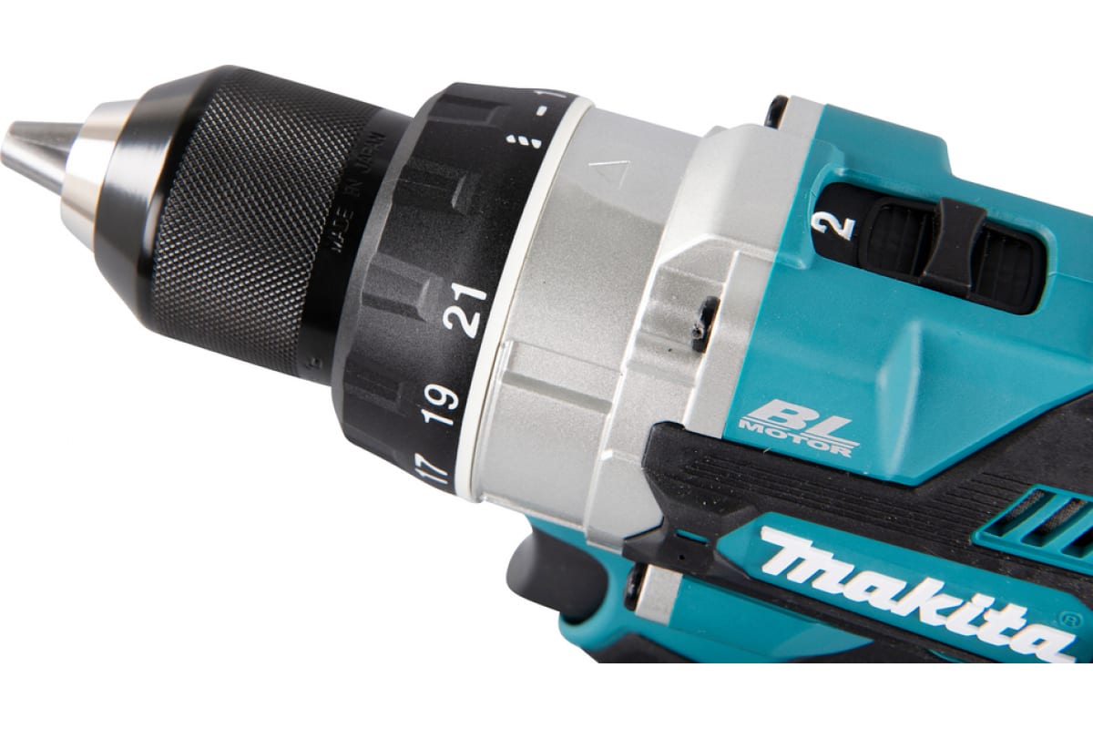 Аккумуляторная дрель-шуруповерт Makita LXT BL DDF486RT