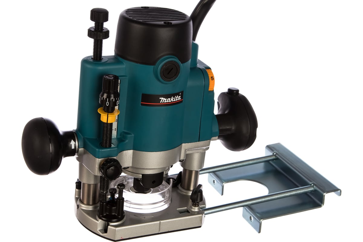 Фрезер Makita RP 1110 C