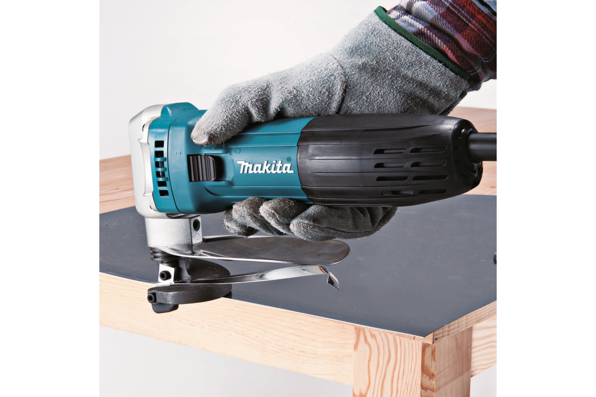 Листовые ножницы по металлу Makita JS1602