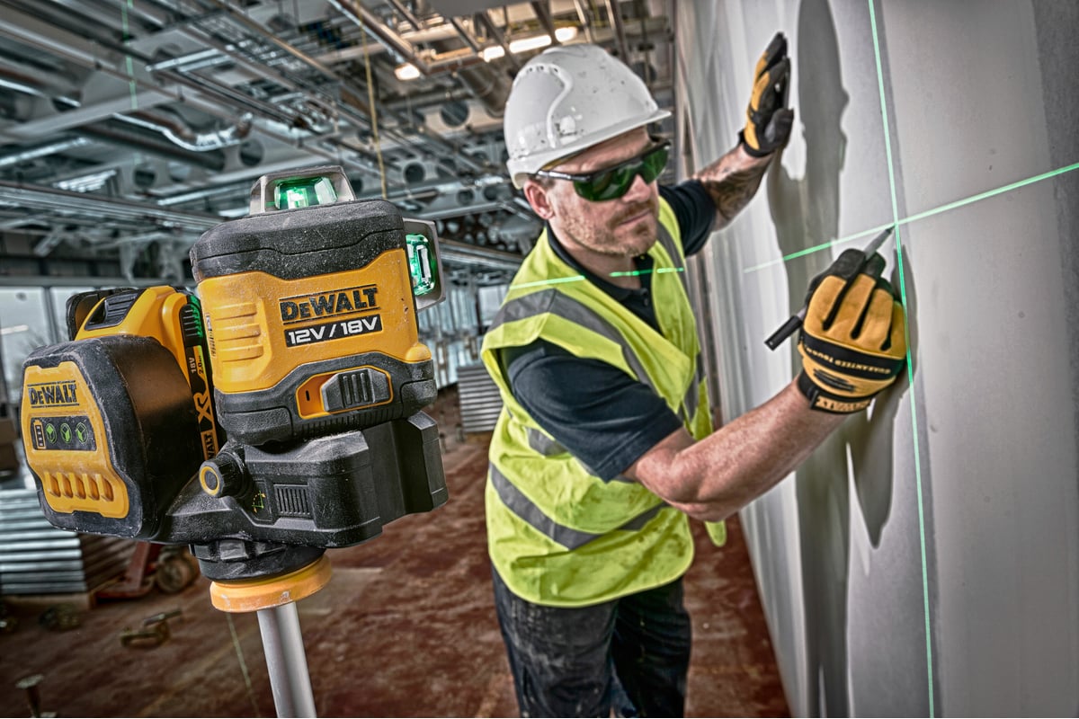 Самовыравнивающийся лазерный уровень DeWalt DCE089NG18-XJ