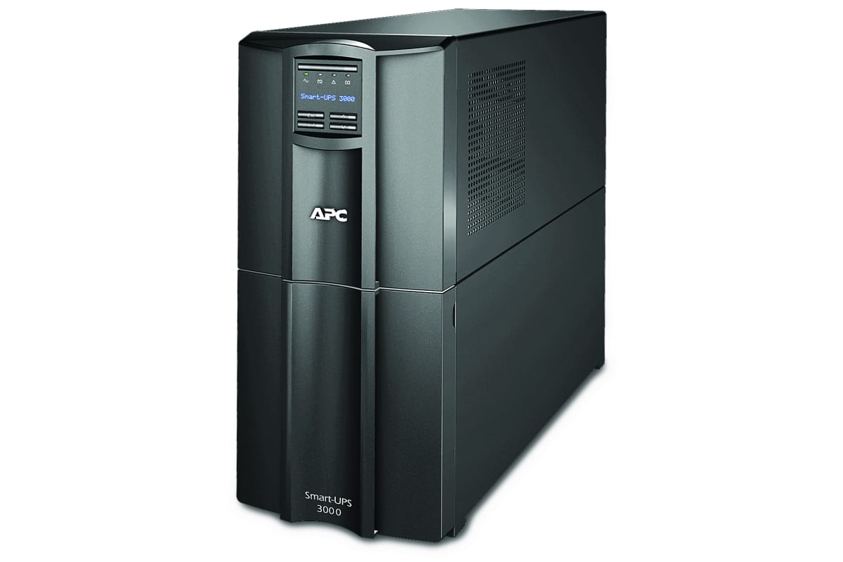 Источник бесперебойного питания 2700 Вт APC Smart-UPS LCD SMT3000I