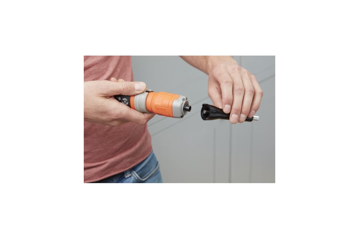 Аккумуляторная отвертка Black&Decker 48CM BCF603C