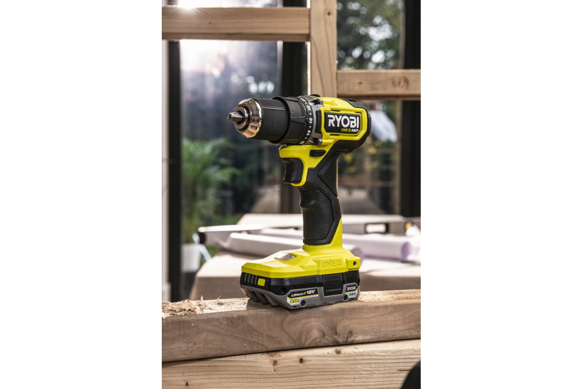 Бесщеточная дрель-шуруповерт Ryobi ONE+ HP RDD18C-220S 5133004980