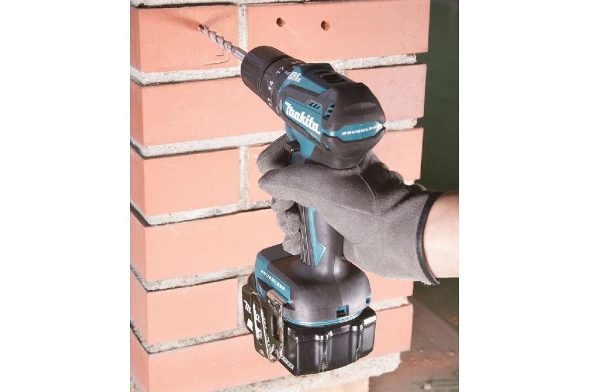 Аккумуляторная дрель-шуруповерт Makita DHP483Z