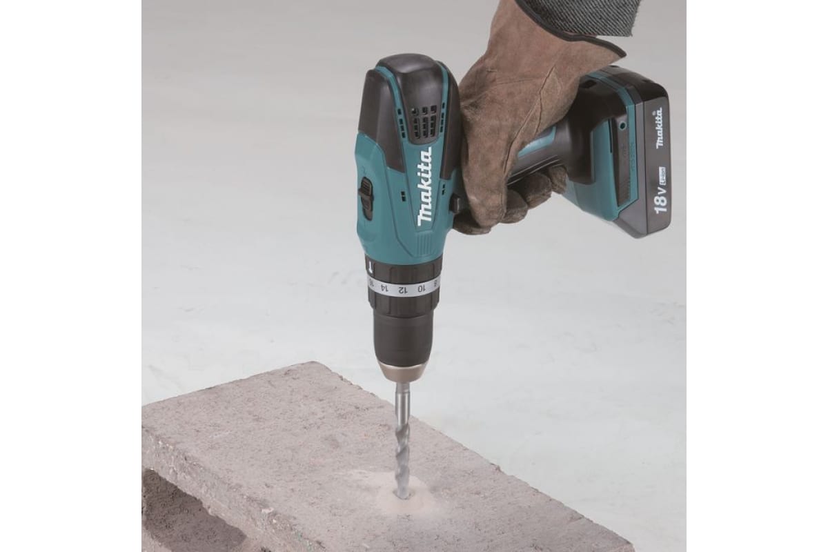 Аккумуляторная дрель-шуруповерт Makita HP457DWE