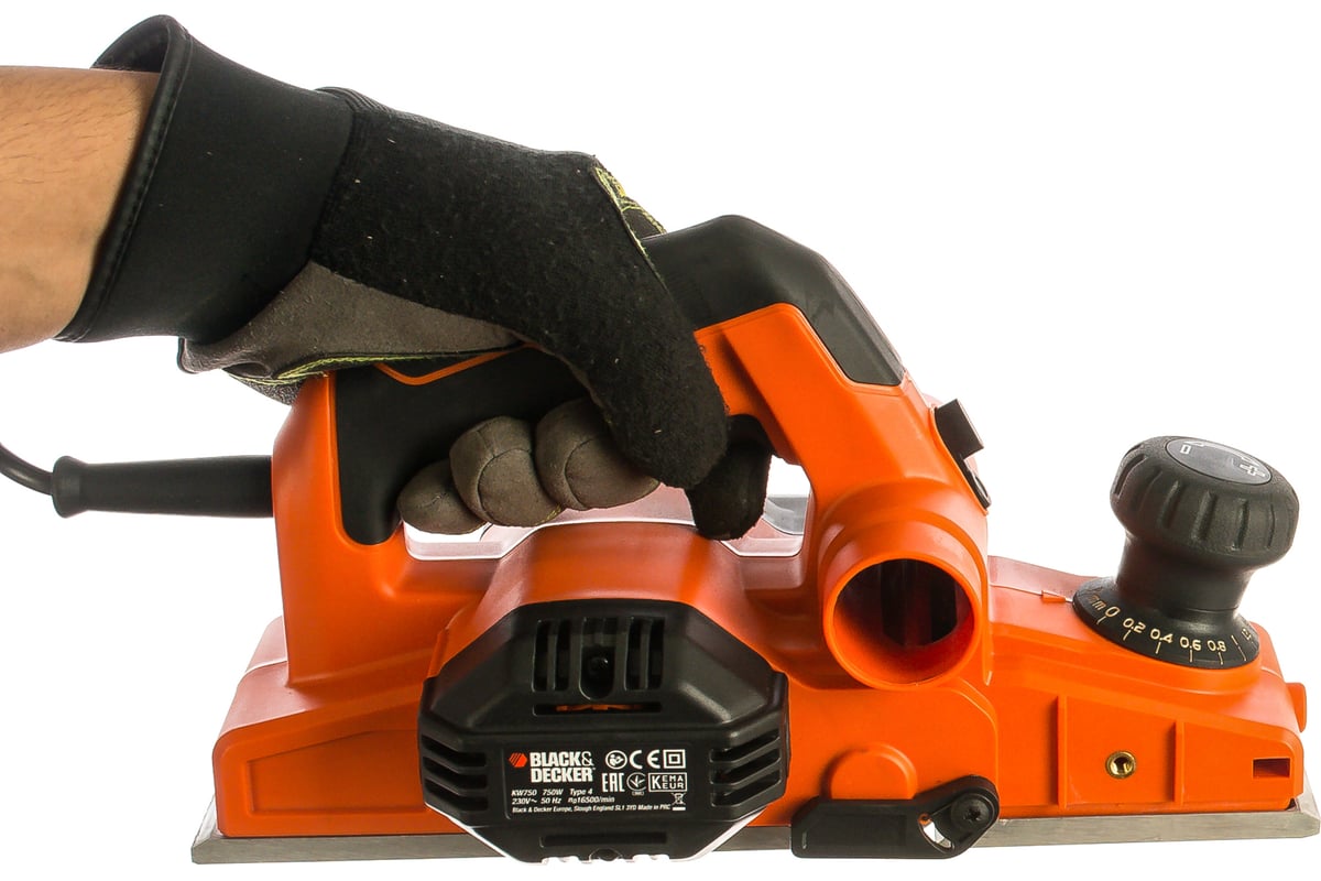 Рубанок Black&Decker KW750K-QS