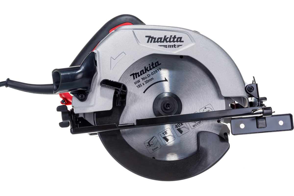 Дисковая пила Makita M5802