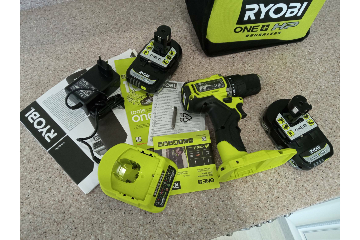 Бесщеточная дрель-шуруповерт Ryobi ONE+ HP RDD18C-220S 5133004980