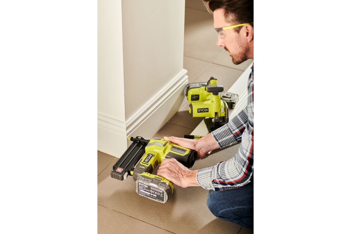 Гвоздезабиватель Ryobi R18GN18-120S 18В 5133005429