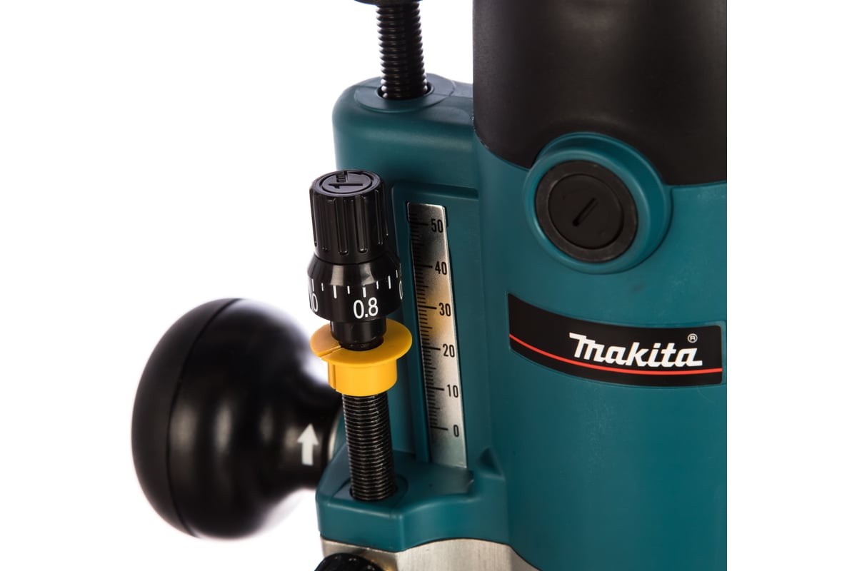 Фрезер Makita RP 1110 C