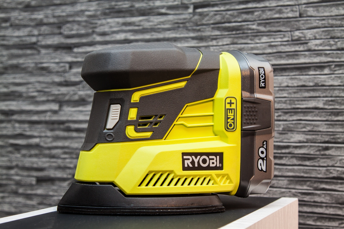 Дельташлифмашина Ryobi ONE+ R18PS-0 5133002443