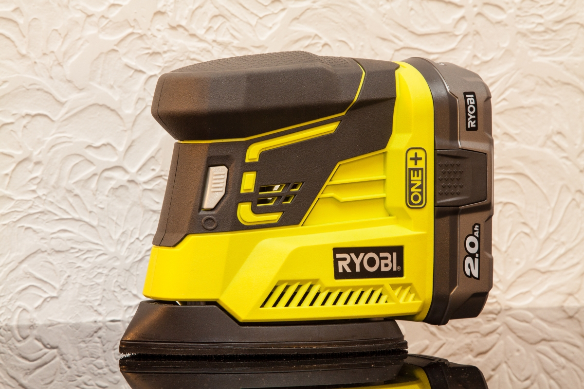 Дельташлифмашина Ryobi ONE+ R18PS-0 5133002443