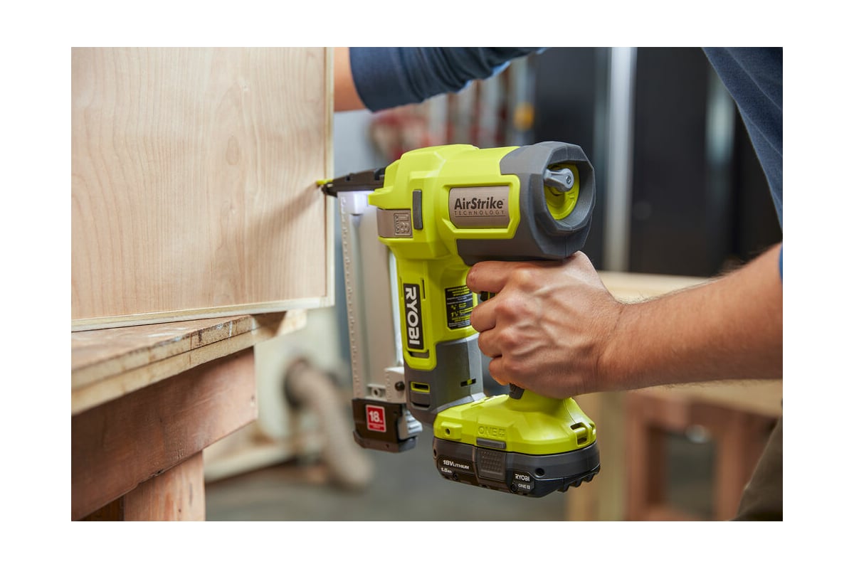 Степлер Ryobi R18GS18-0 18В 5133005138