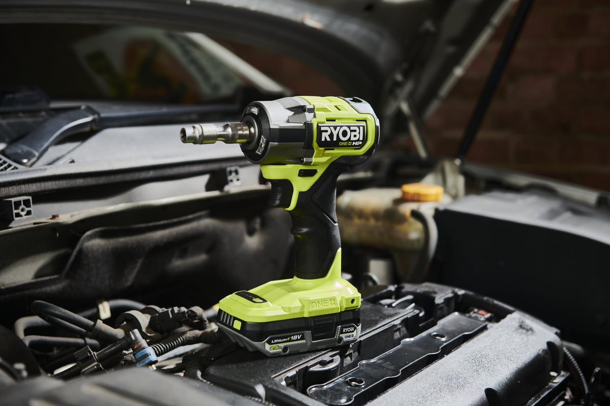 Ударный гайковерт Ryobi RIW1838C-0 18 В 5133005925