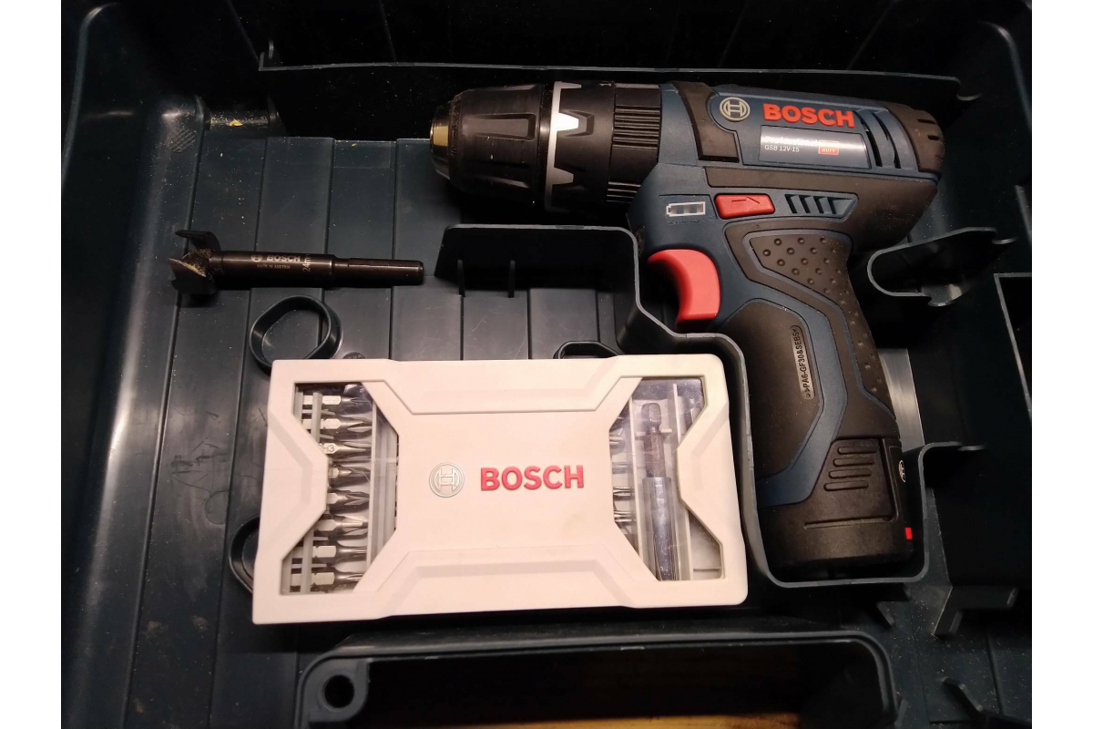 Дрель-шуруповерт Bosch GSB 12V-15 06019B690F