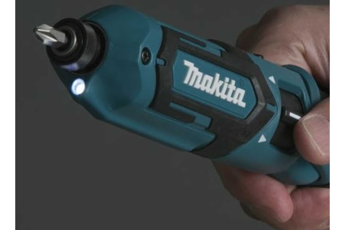 Аккумуляторная отвертка Makita TD022DSE