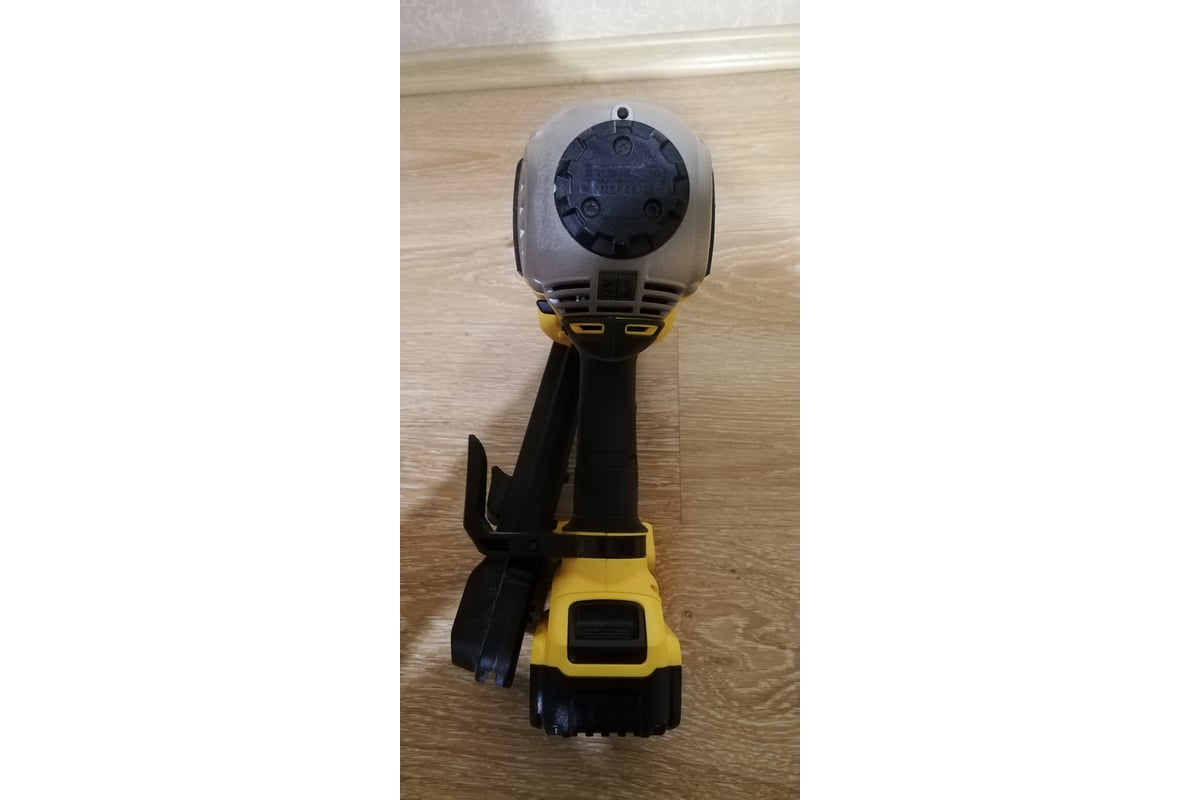 Степлер DeWalt DCN 692P2