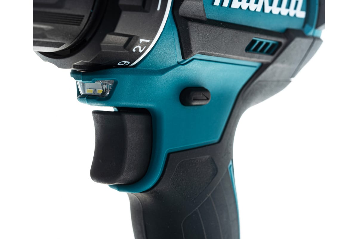 Аккумуляторная дрель-шуруповерт Makita LXT DDF482Z