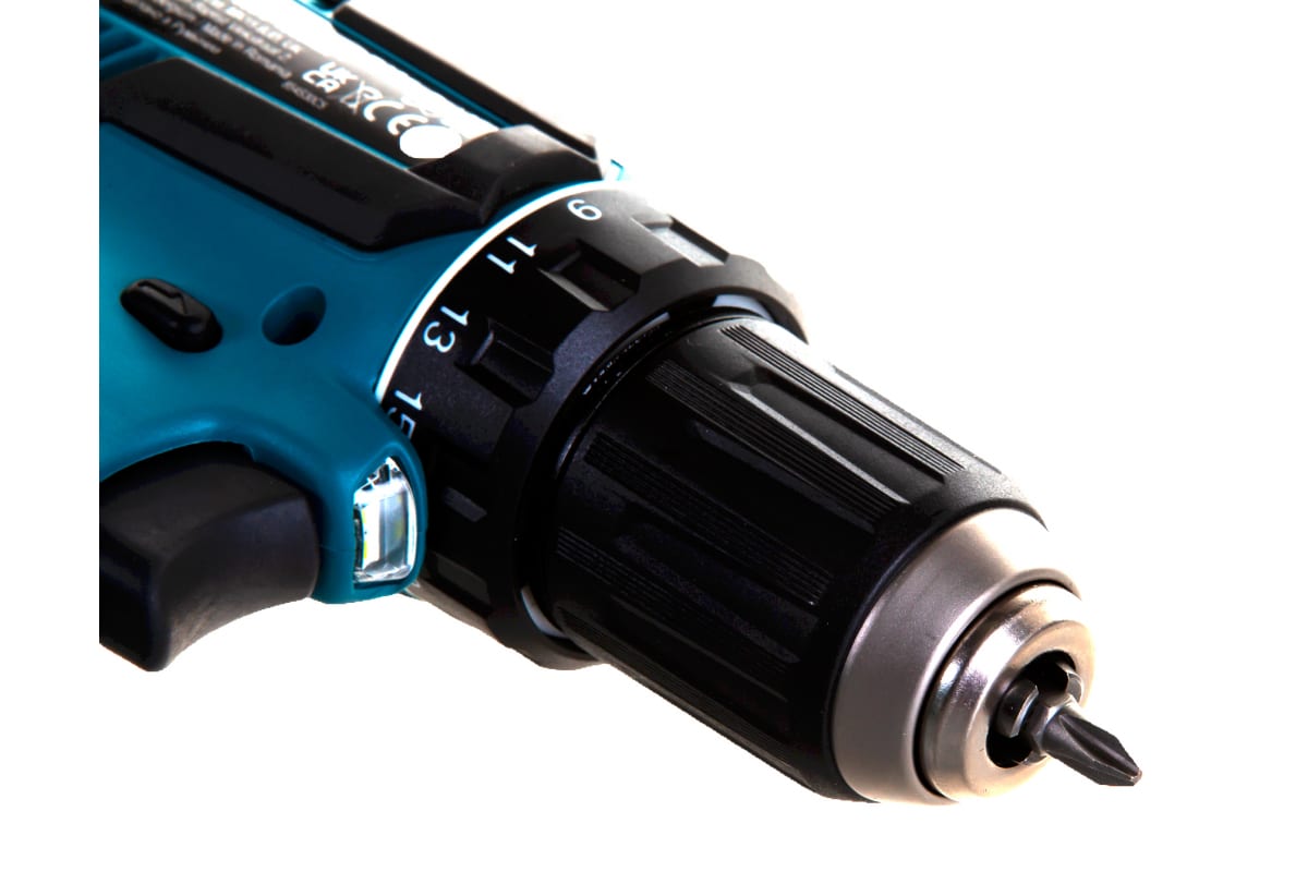 Аккумуляторная дрель-шуруповерт Makita LXT DDF485RF