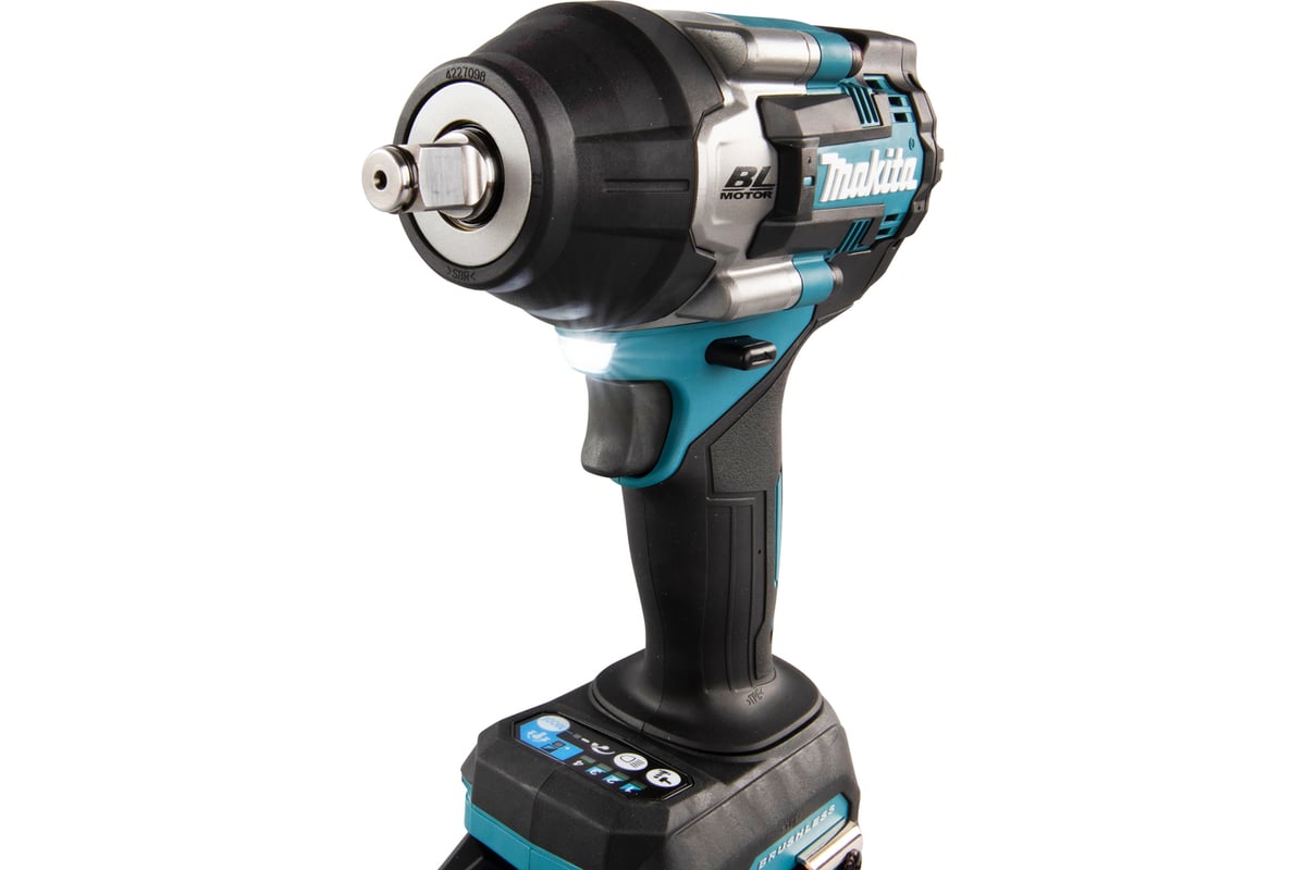 Аккумуляторный ударный гайковерт Makita XGT BL TW007GD201