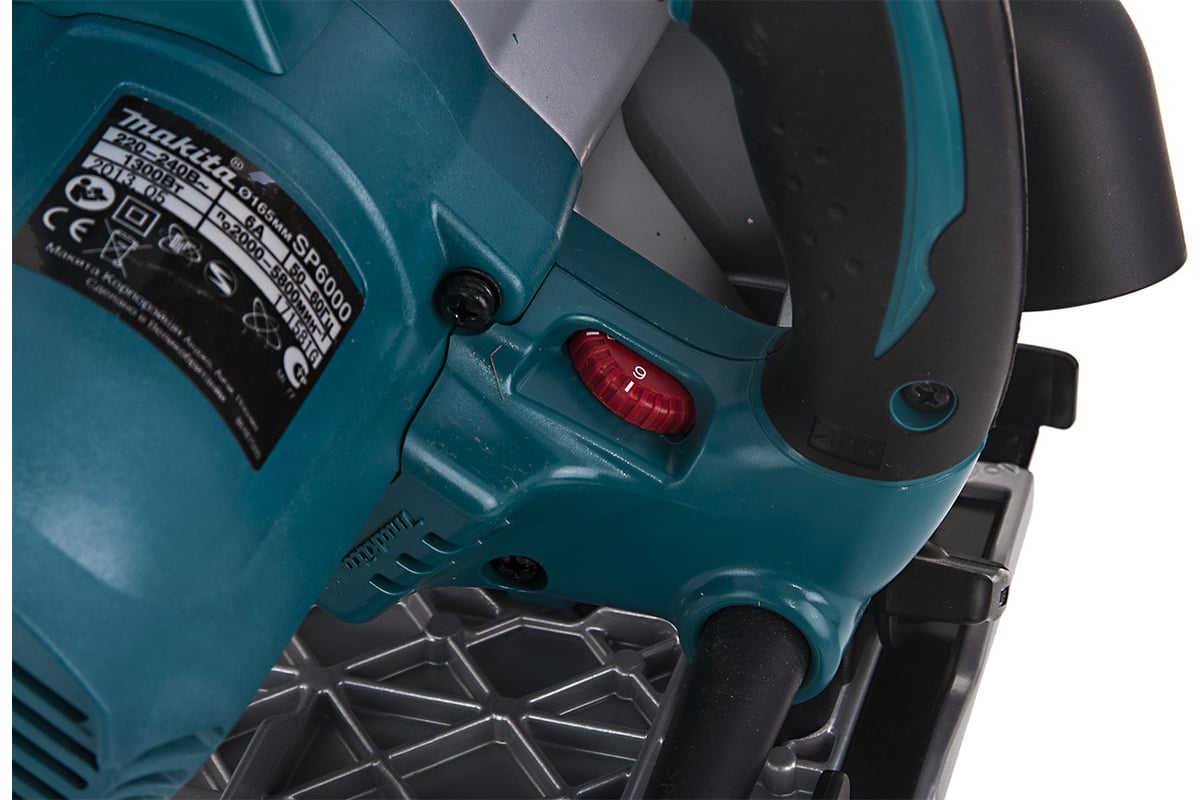 Пила дисковая Makita SP 6000