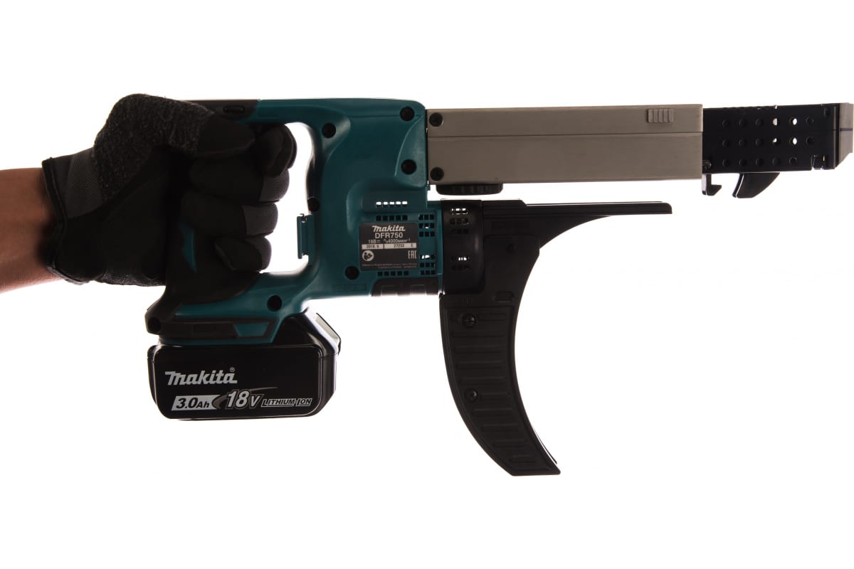 Аккумуляторный шуруповерт Makita DFR750RFE