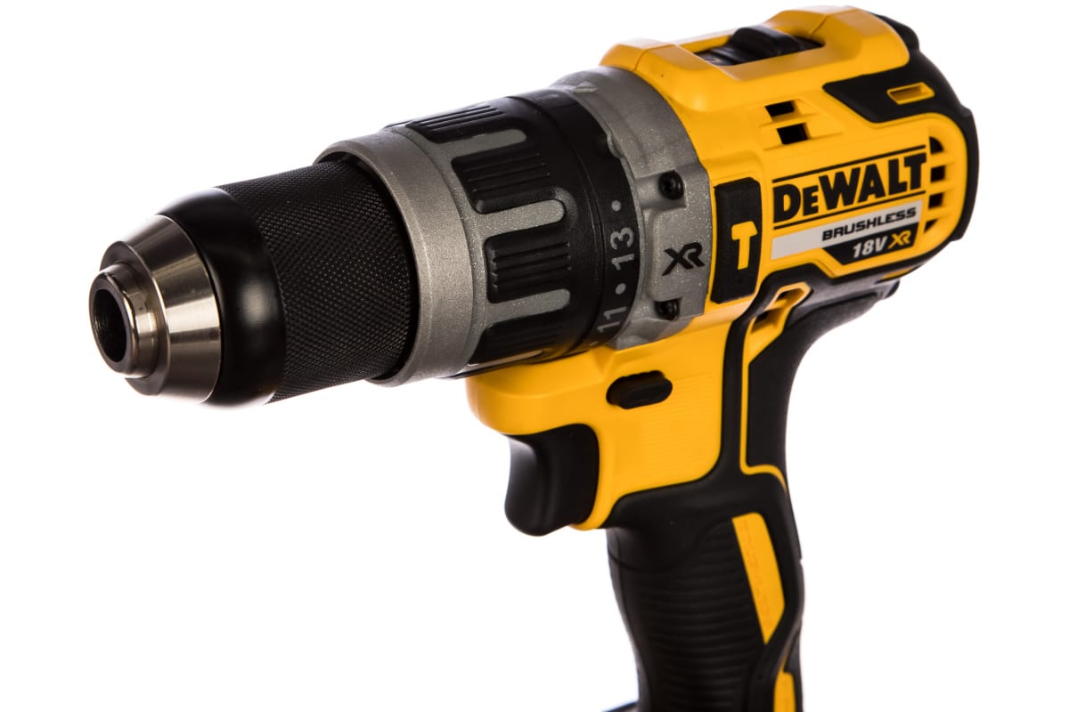 Бесщеточная ударная дрель-шуруповерт DeWalt DCD796P2