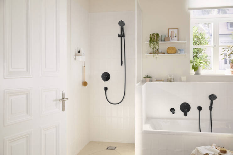 Смеситель для душа Hansgrohe Rebris S 72466670 (внешняя часть) матовый черный