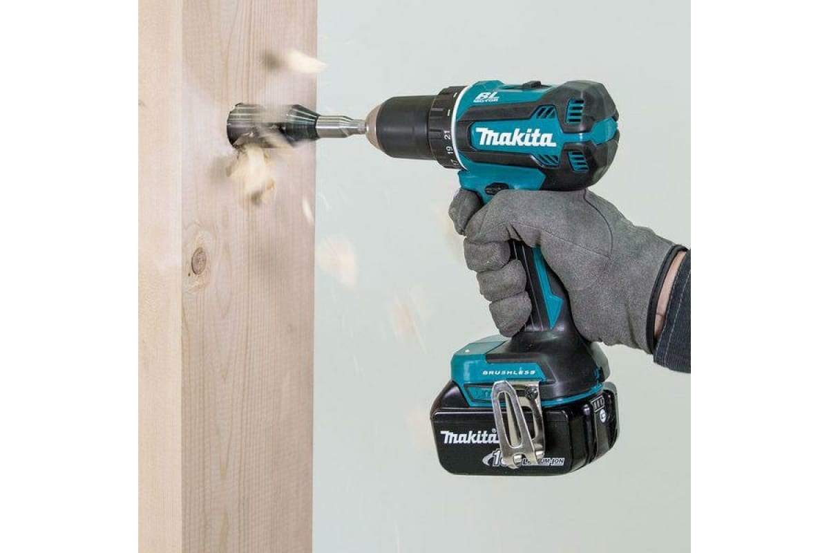 Аккумуляторная дрель-шуруповерт Makita LXT DDF485Z