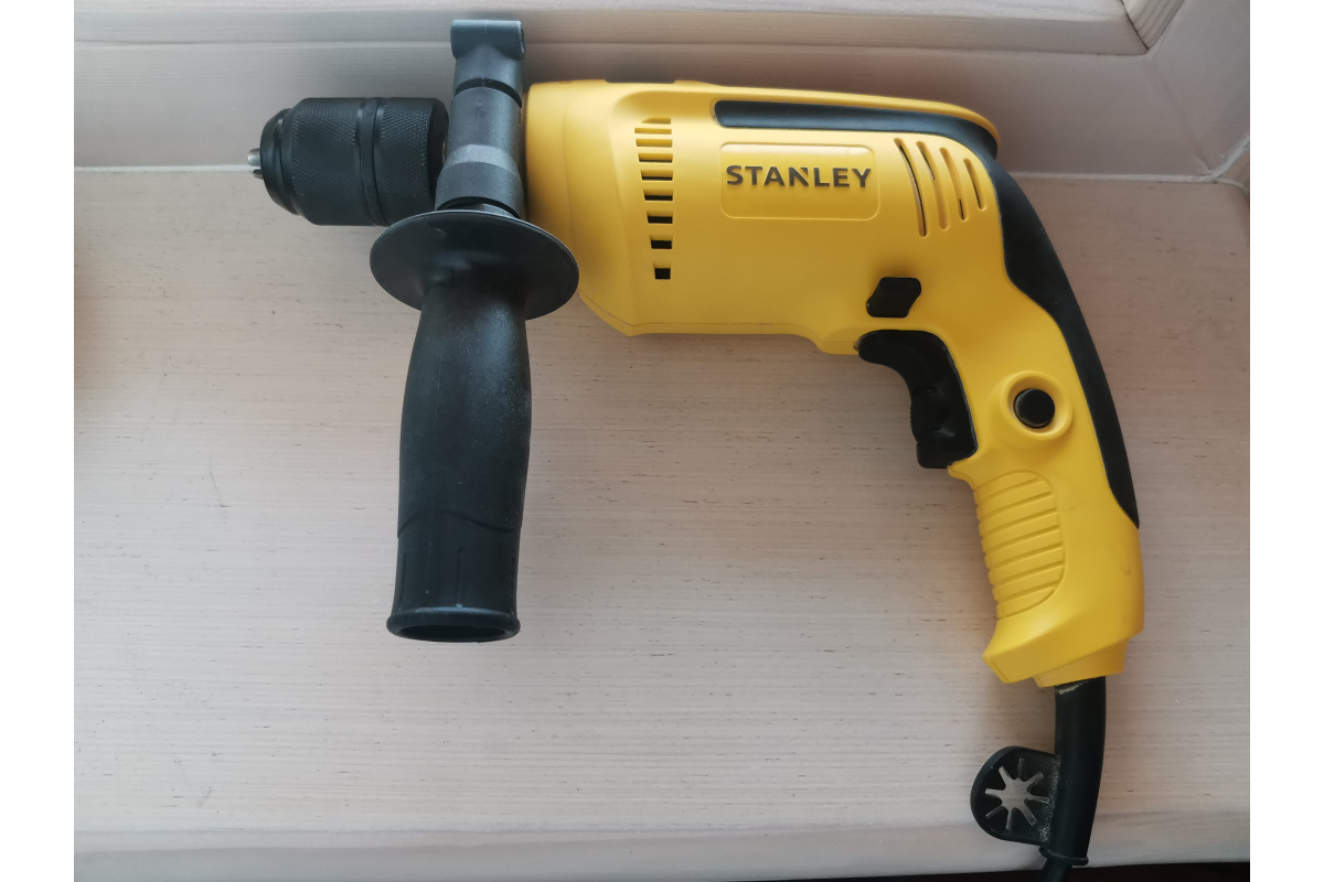 Ударная дрель Stanley SDH700C