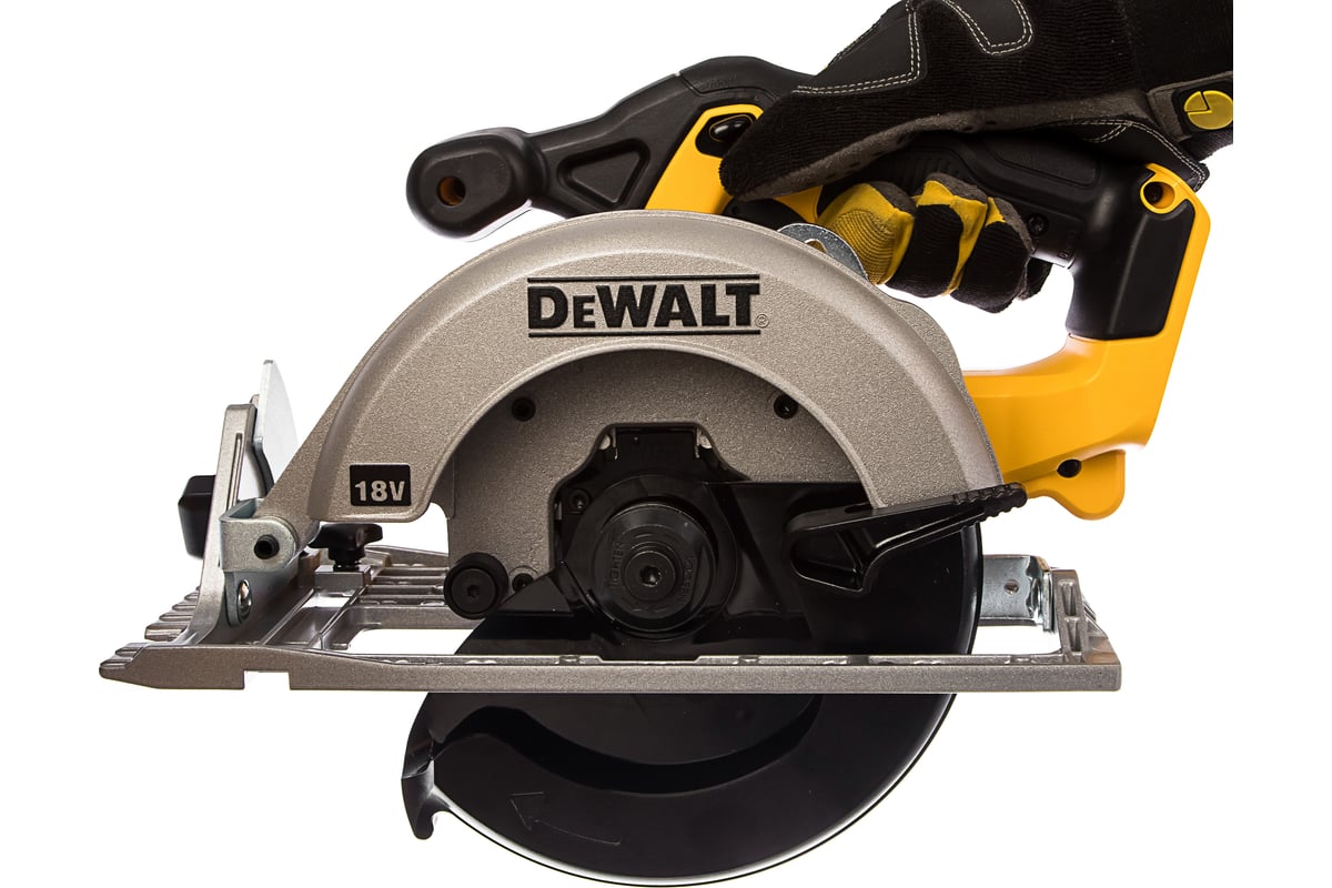 Дисковая пила DeWalt 18В XR DCS391N