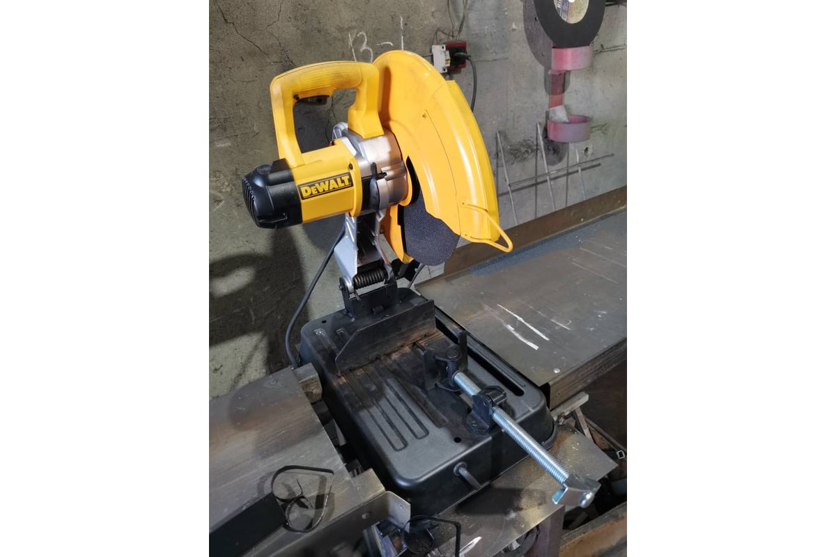 Монтажная пила DeWalt D28730