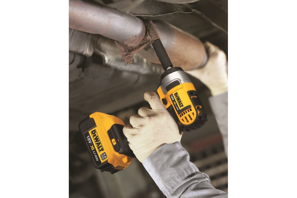 Импульсный гайковерт DeWalt 1/2" DCF880N