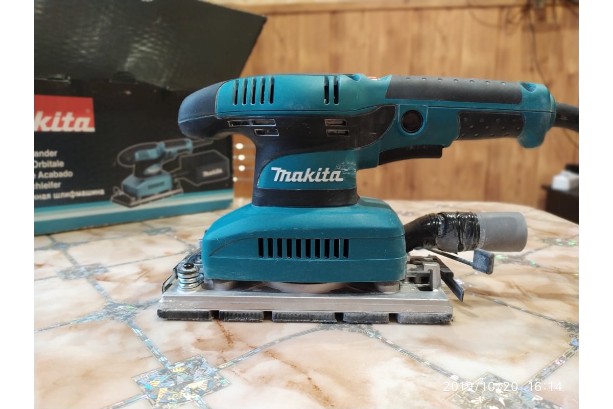 Вибрационная шлифмашина Makita BO3711