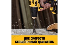 Ультра компактная дрель-шуруповерт DeWalt 18В, 4Ач DCD708M