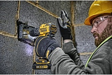 Дрель-шуруповерт DeWalt 18 В XR DCD708N-XJ